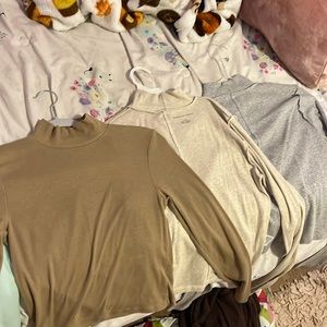 brown/gray/ or tan longsleeve shirts! All size L